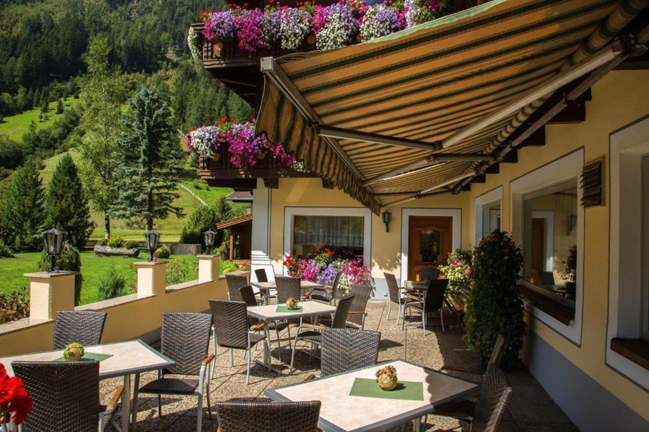 Hotel Jaegerhof Kaunertal Exterior foto
